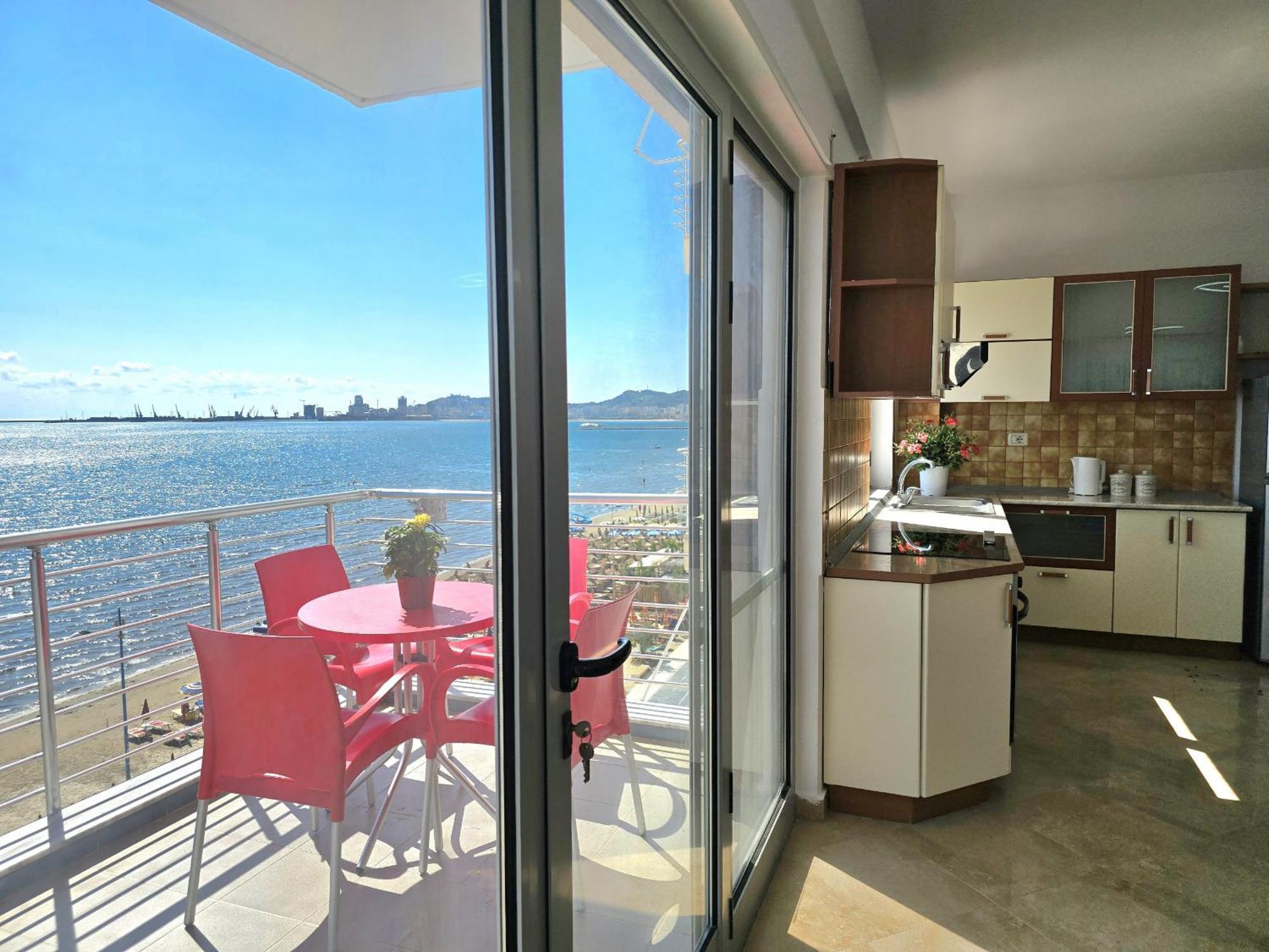 Sea View Apartments In Дуррес Экстерьер фото