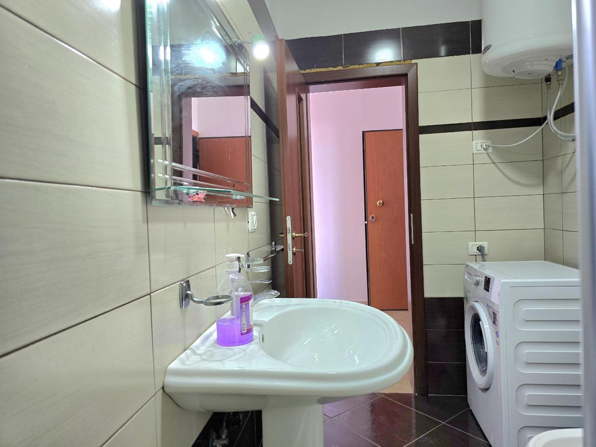 Sea View Apartments In Дуррес Экстерьер фото