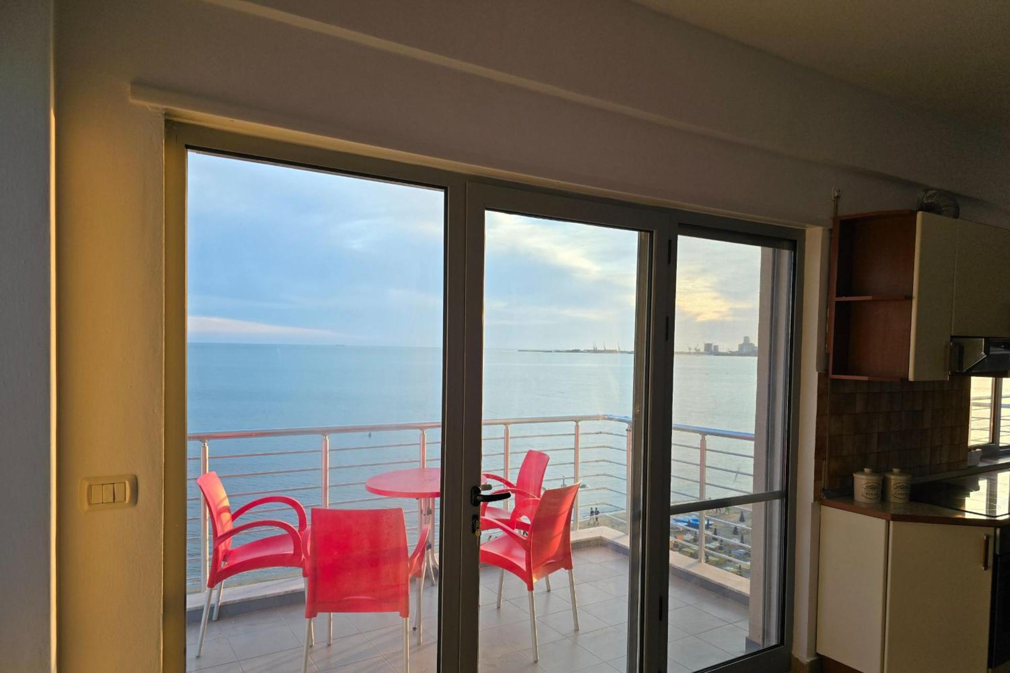 Sea View Apartments In Дуррес Экстерьер фото