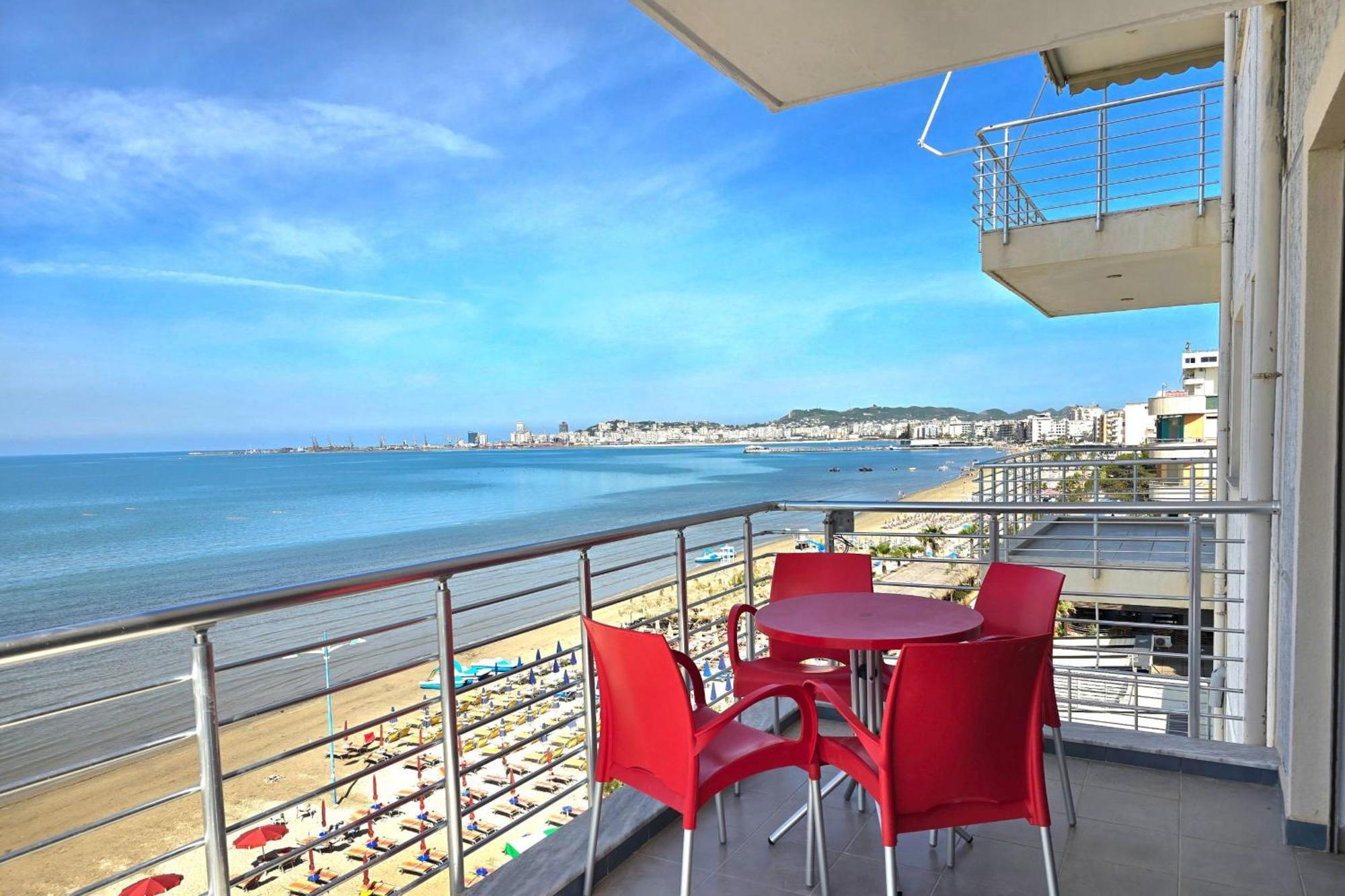 Sea View Apartments In Дуррес Экстерьер фото